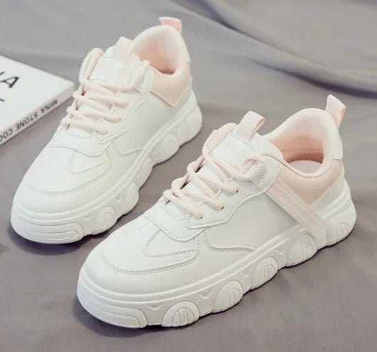 Tênis Feminino Branco Casual Sneakers - Estilo e Conforto em Cada Passo - Outlet do Cazé