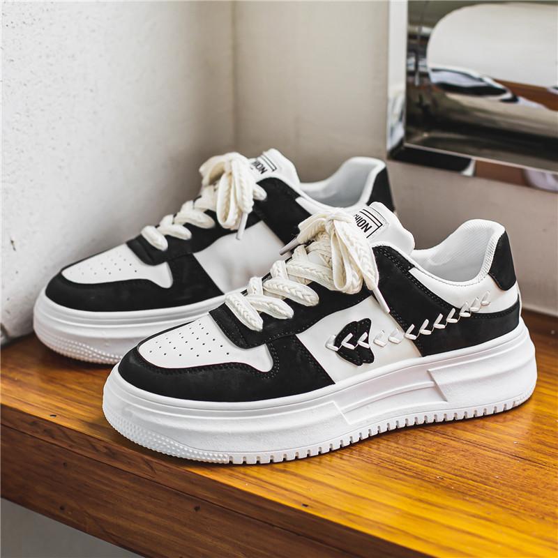 Tênis Feminino com Detalhes Bordados - Estilo e Conforto em Cada Passo - Outlet do Cazé