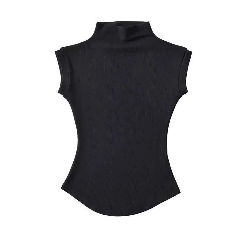 Camiseta Básica Feminina Sem Manga - Elegância Minimalista com Gola Alta - Outlet do Cazé