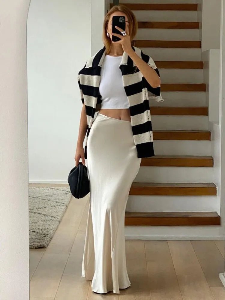 Maxi Saia Feminina - Elegância Streetwear em Cada Detalhe - Outlet do Cazé