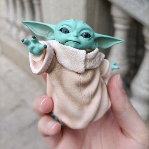 Mini Baby Yoda - Colecionáveis Disney - Outlet do Cazé