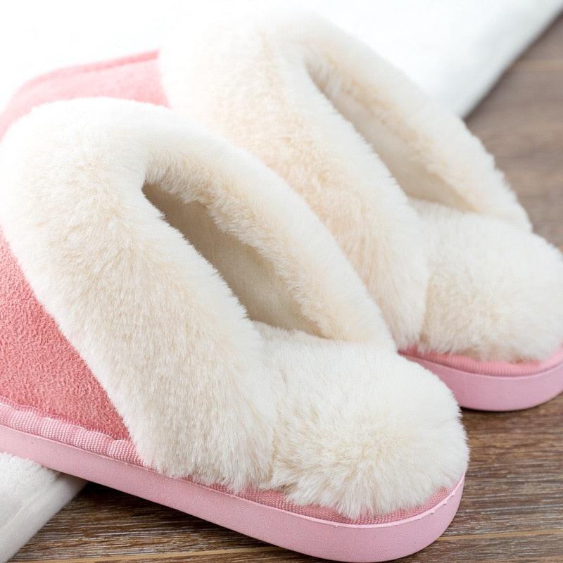 Pantufa Pelucia Unissex - Inverno 2023 - Outlet do Cazé